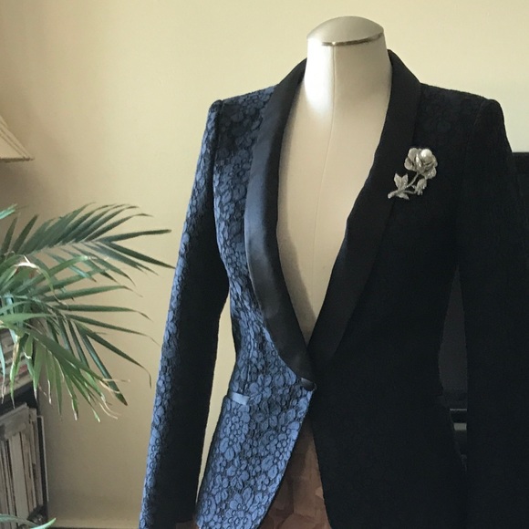 Zara Dresses & Skirts - Zara tuxedo lace jacket